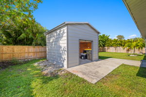 Virtually staged- Hangout living room
