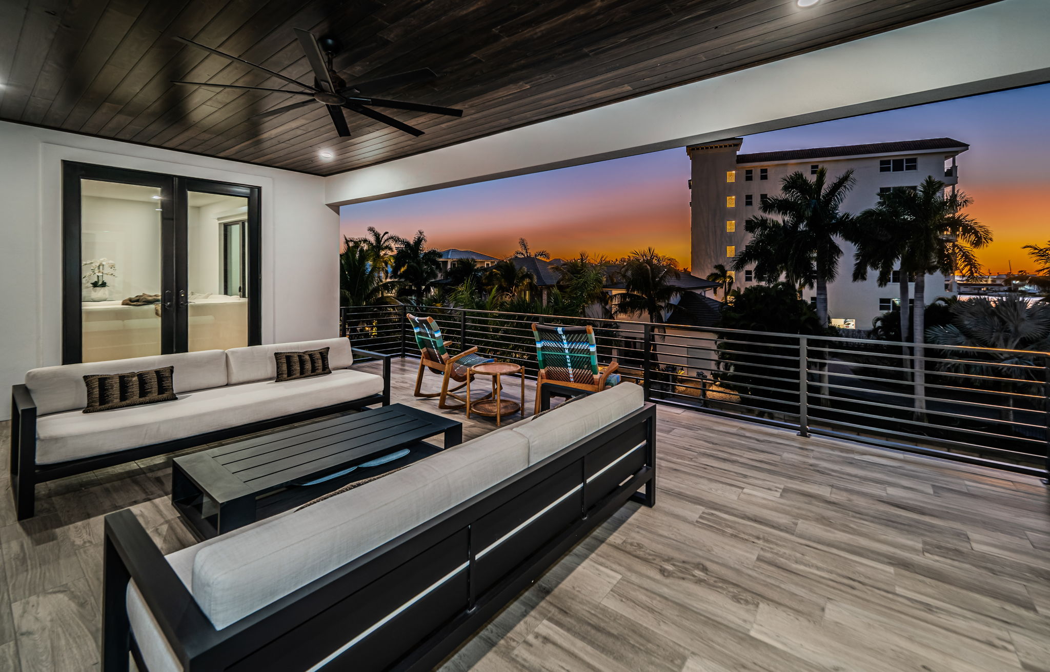 Upper Level Balcony22