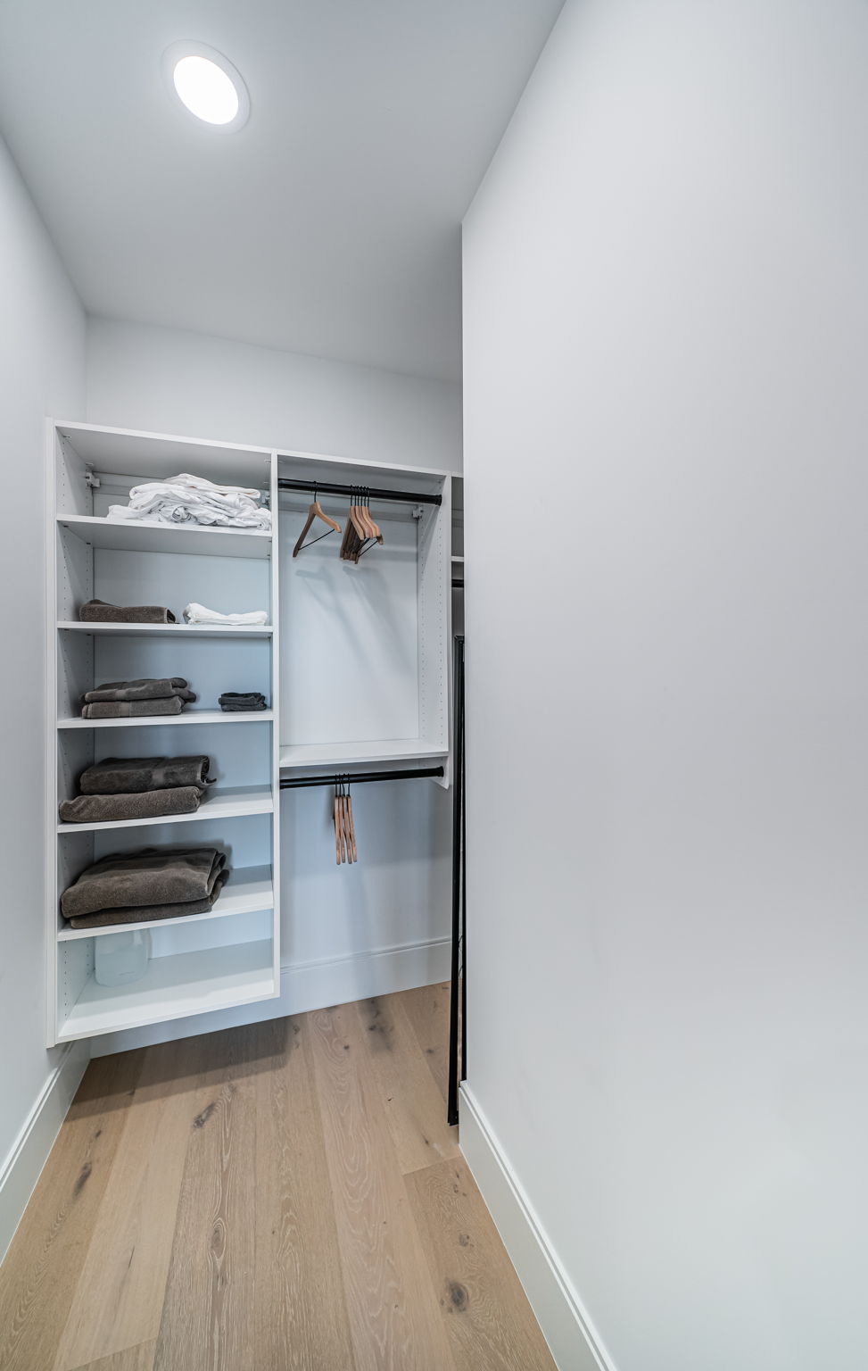 Upper Level Guest Bedroom3 Closet