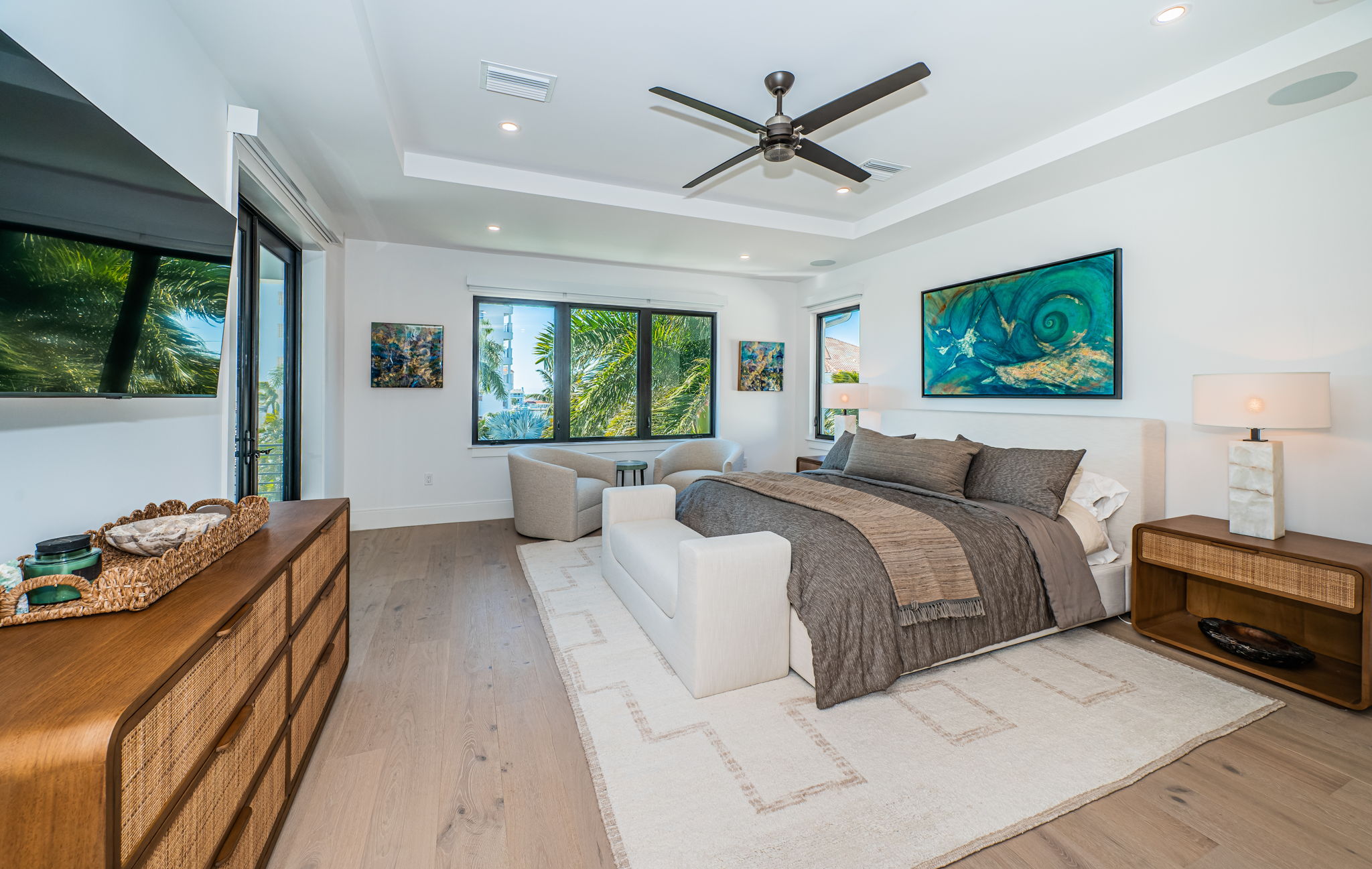 Upper Level Primary Bedroom1a