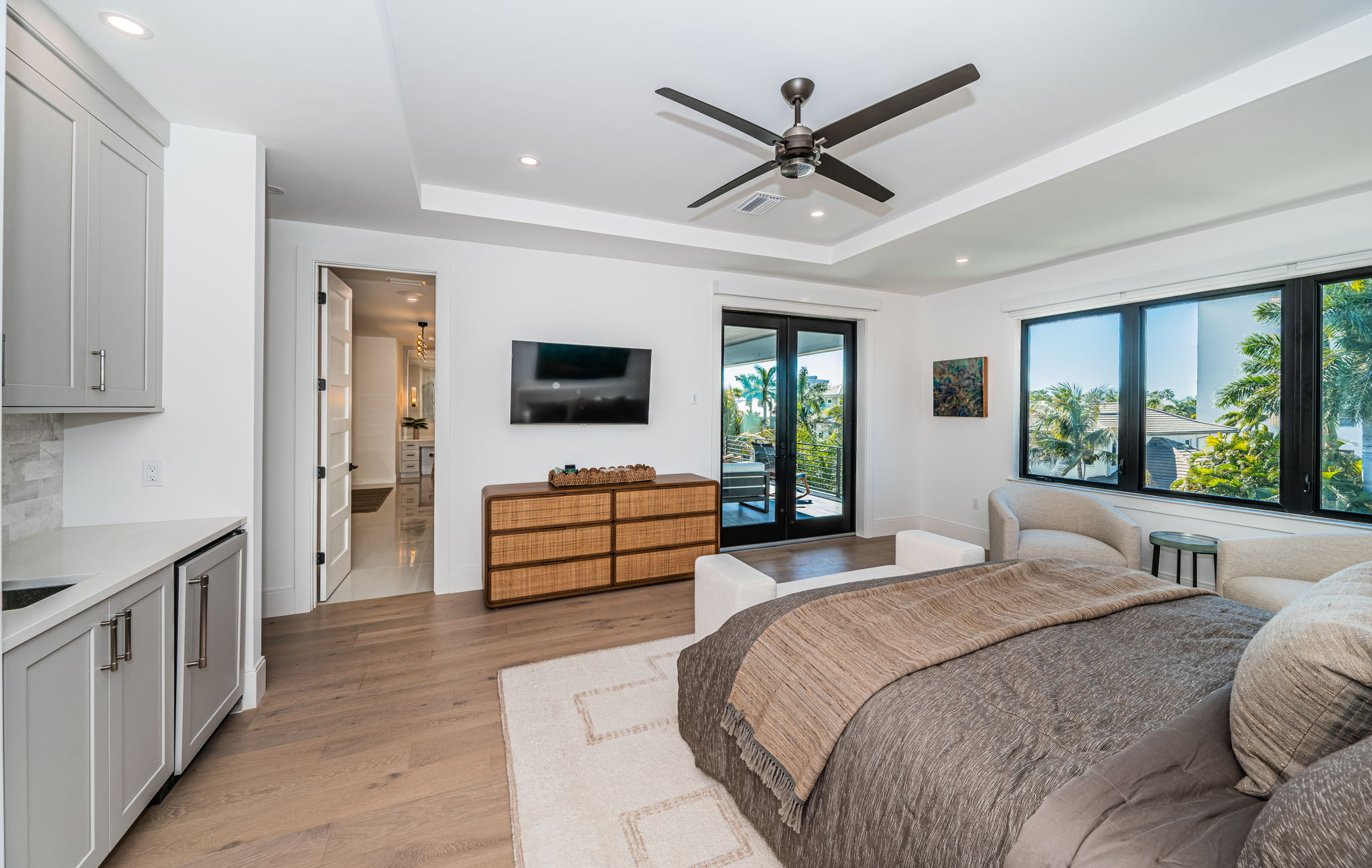 Upper Level Primary Bedroom1d