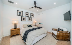 Main Level Guest Bedroom1a