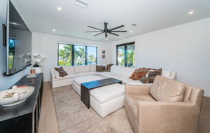 Upper Level Bonus Room1