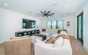 Upper Level Bonus Room2