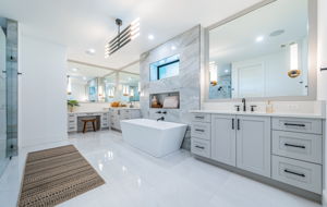 Upper Level Primary Bathroom1a