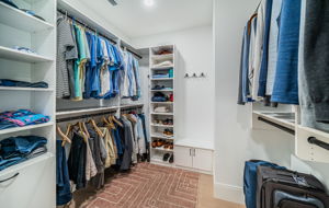 Upper Level Primary Bedroom Closet2
