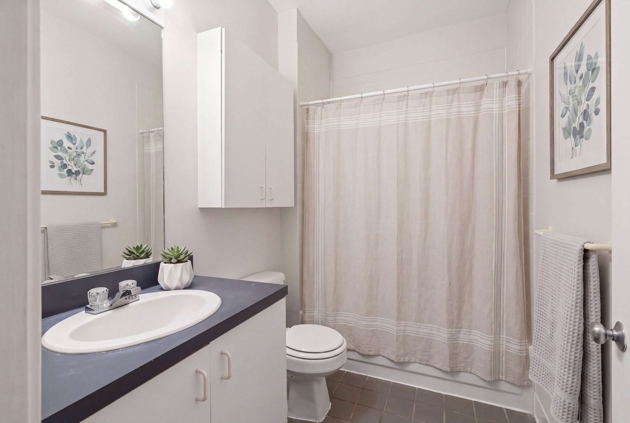 Image 2_Bathroom