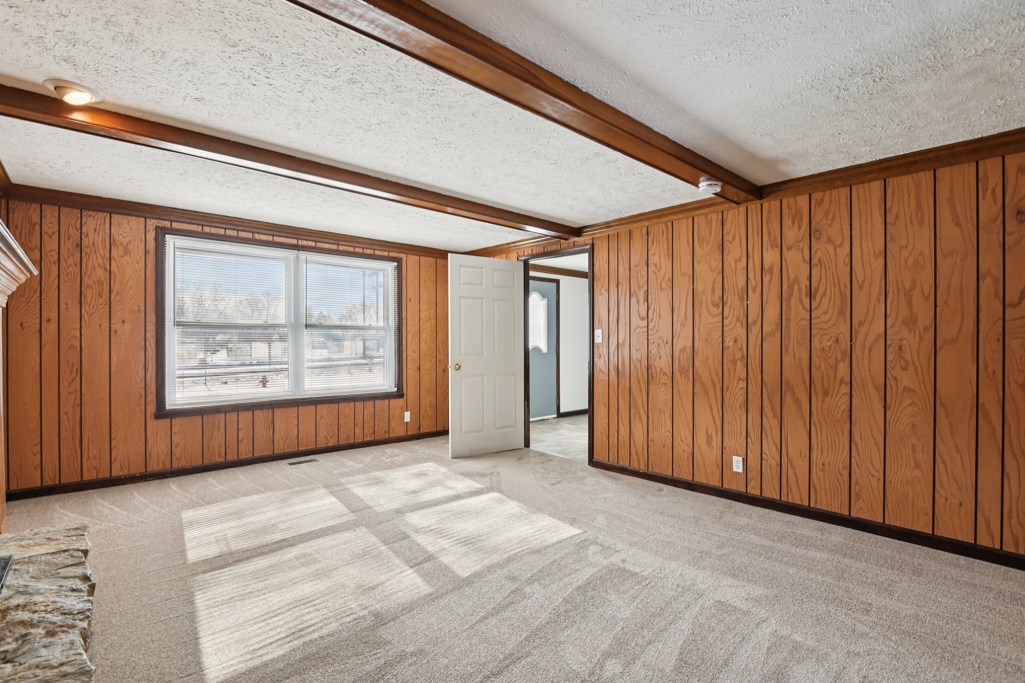 W Main St-S2901-009.jpg