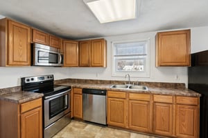 W Main St-S2901-014.jpg