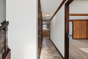 W Main St-S2901-015.jpg