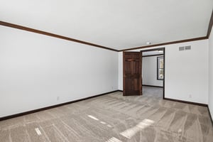 W Main St-S2901-027.jpg