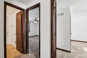 W Main St-S2901-030.jpg