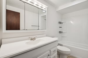 W Main St-S2901-037.jpg