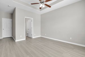  Photo 31