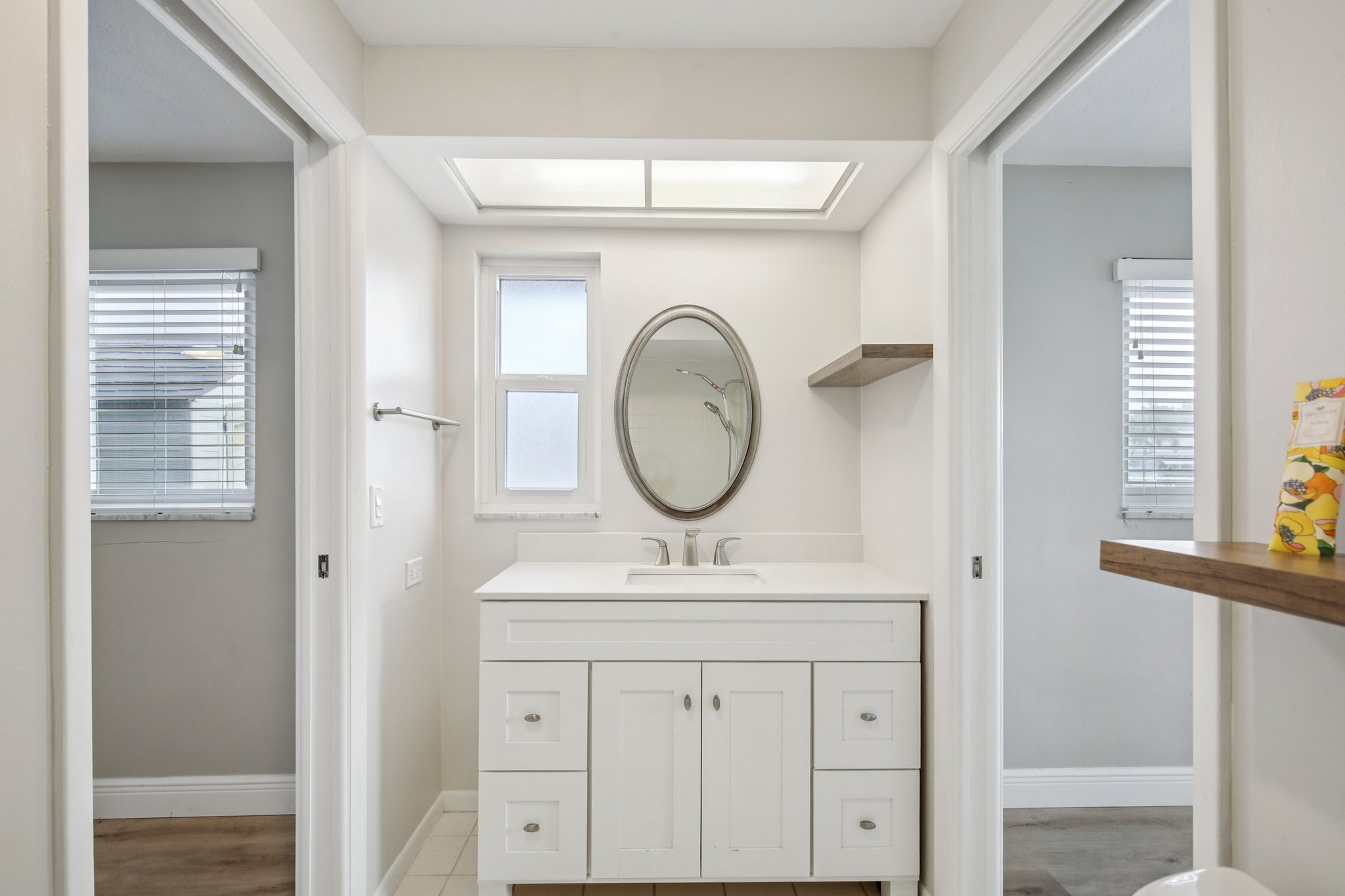 Dolphin Blvd-S3012-030.jpg