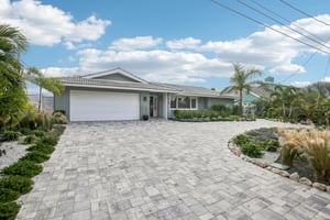 Dolphin Blvd-S3012-002.jpg