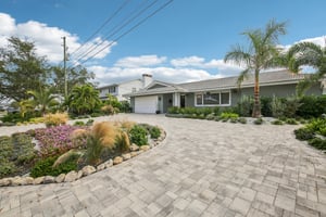 Dolphin Blvd-S3012-003.jpg