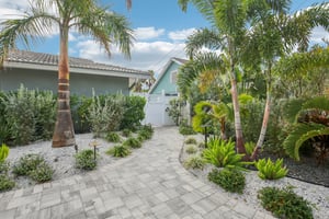 Dolphin Blvd-S3012-004.jpg