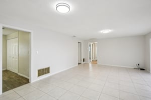 Dolphin Blvd-S3012-007.jpg