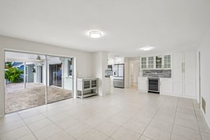 Dolphin Blvd-S3012-009.jpg