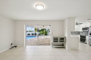 Dolphin Blvd-S3012-010.jpg