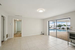 Dolphin Blvd-S3012-011.jpg