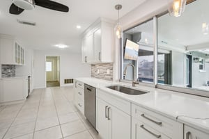 Dolphin Blvd-S3012-023.jpg