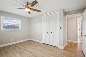 Dolphin Blvd-S3012-031.jpg