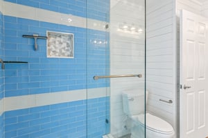 Dolphin Blvd-S3012-039.jpg