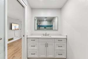 Dolphin Blvd-S3012-045.jpg