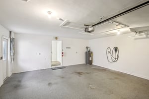 Dolphin Blvd-S3012-047.jpg