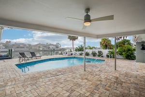 Dolphin Blvd-S3012-049.jpg