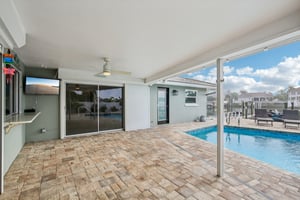 Dolphin Blvd-S3012-050.jpg