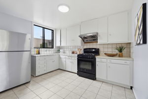 016_F8_2182 40th Ave