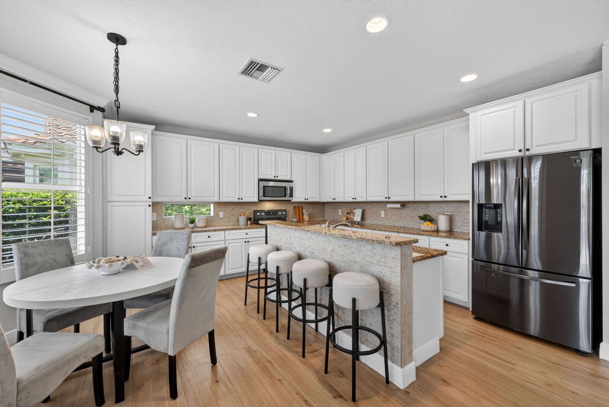 Breakfast Bar