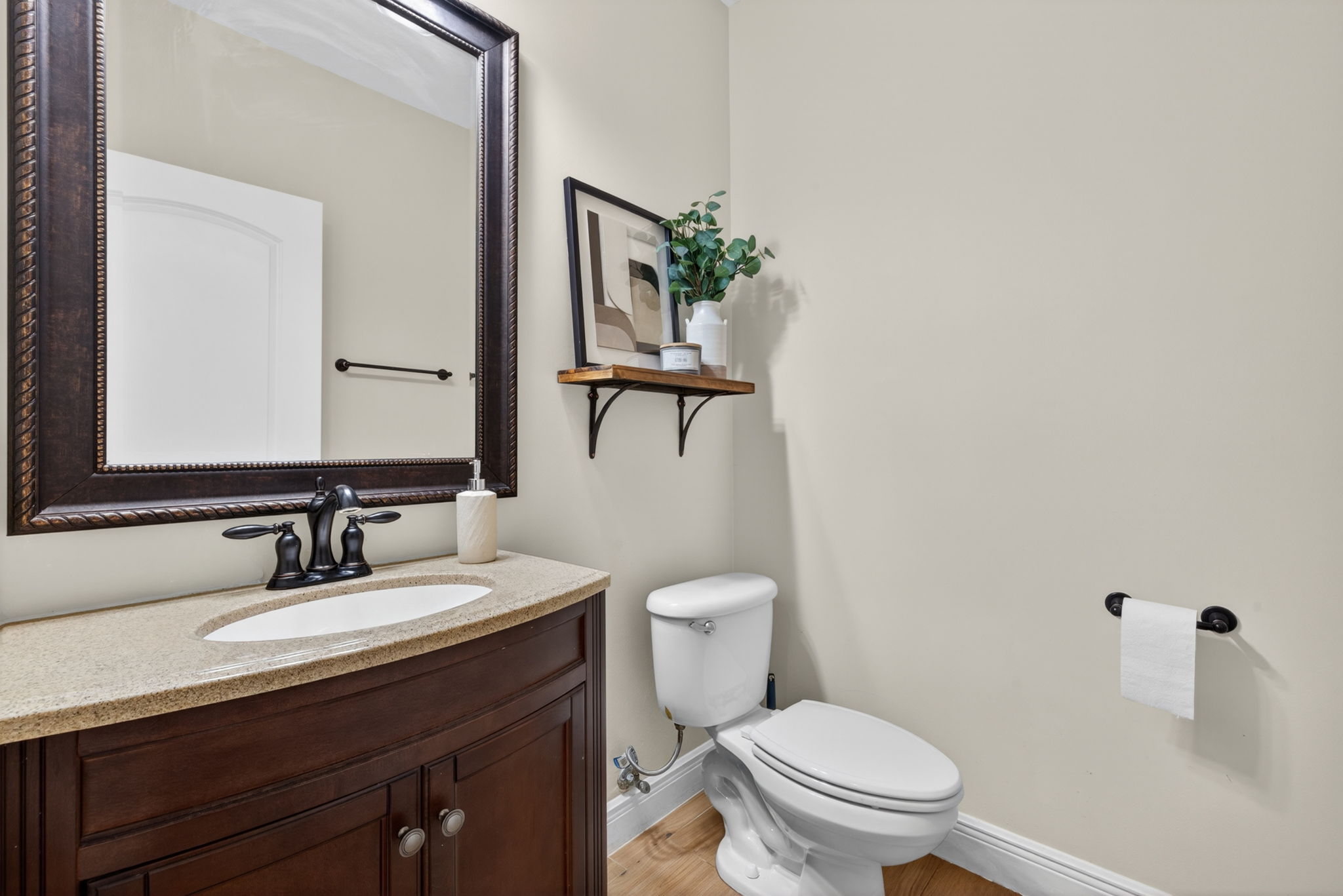 Guest Bathroom 2