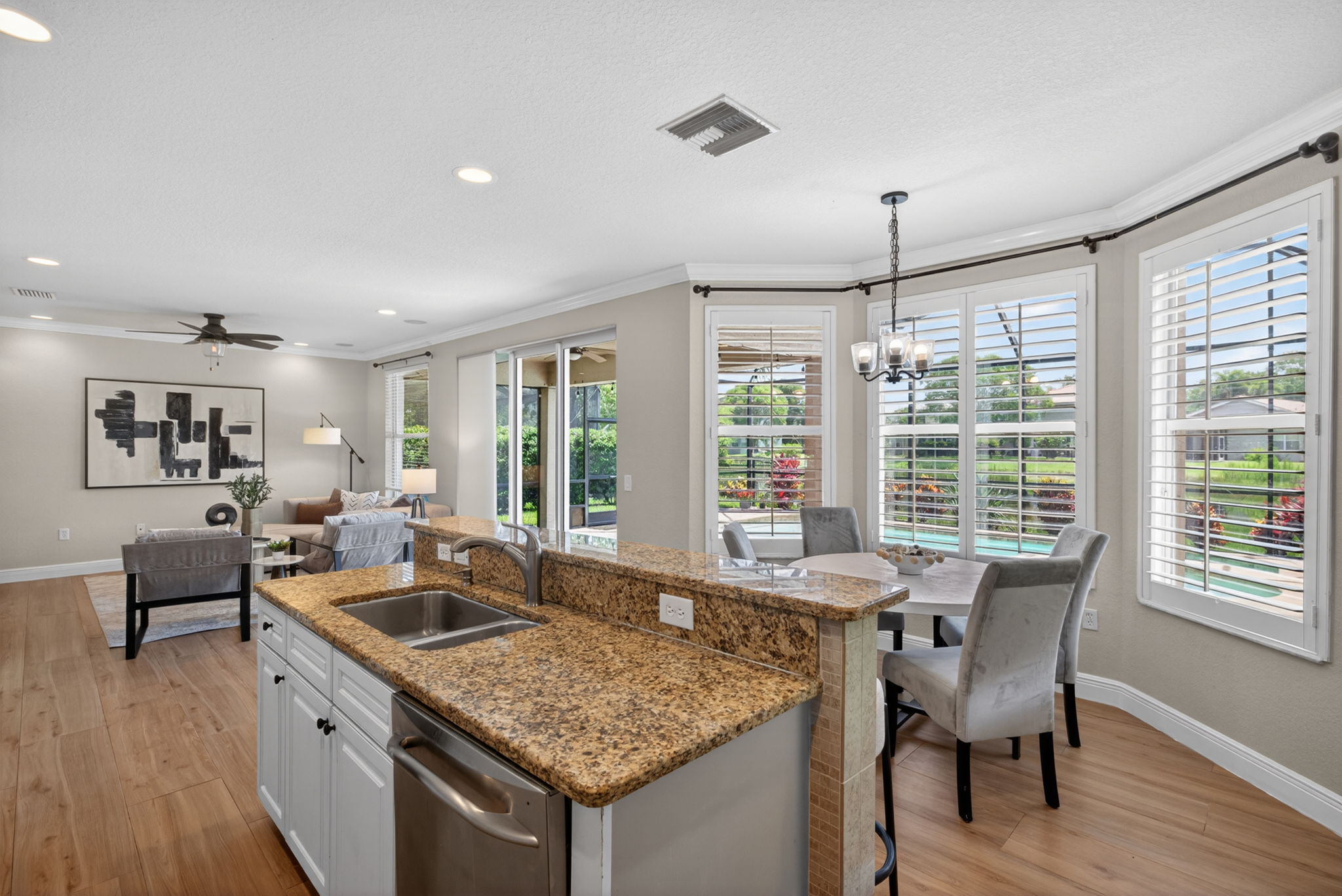 Kitchen 3 of 3