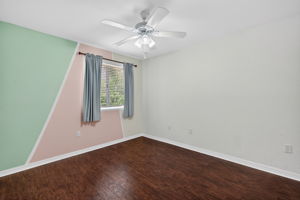 Guest Bedroom 2- 1 of 2