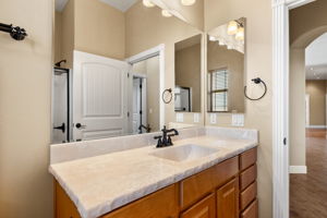 Bathroom 3_1