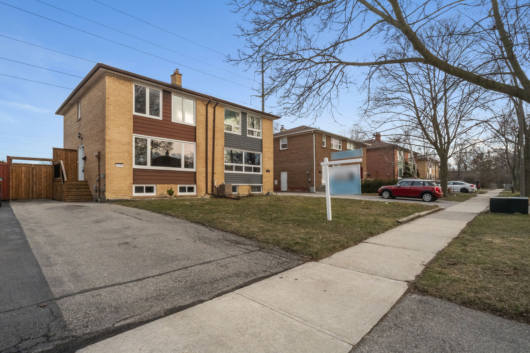 2186 Wiseman Ct Mississauga, ON L5J 1P2