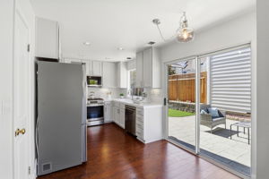 012_F8_21865 Eaton Pl