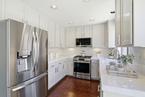 014_F8_21865 Eaton Pl