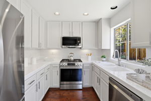 015_F8_21865 Eaton Pl