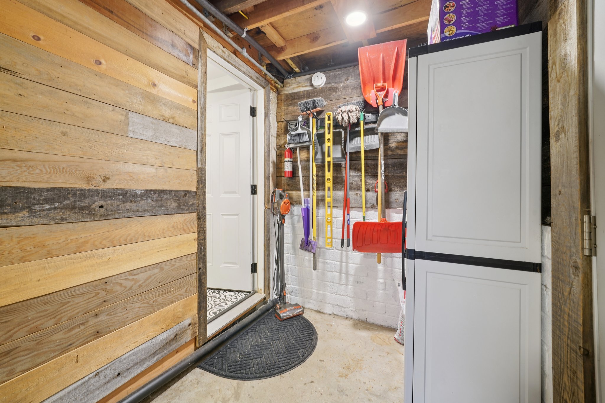 Sawpit Canyon Rd-S1004-033.jpg