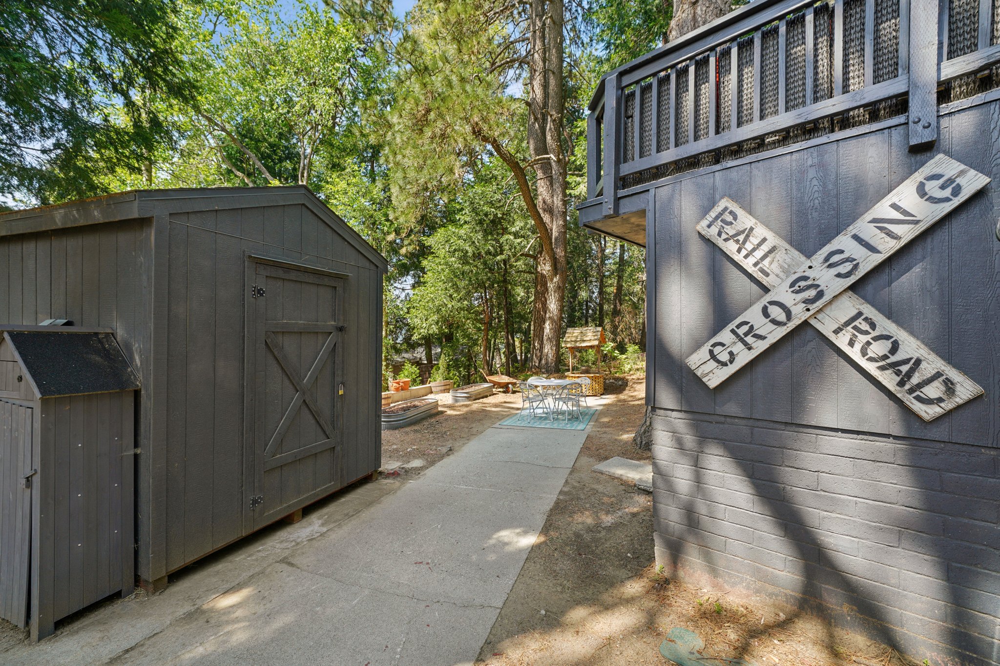 Sawpit Canyon Rd-S1004-043.jpg