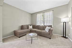 Spacious living room