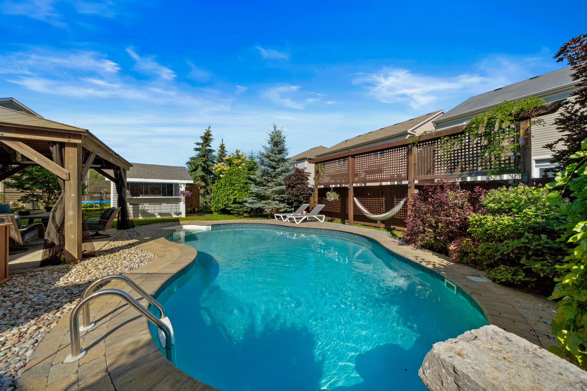  Photo 65