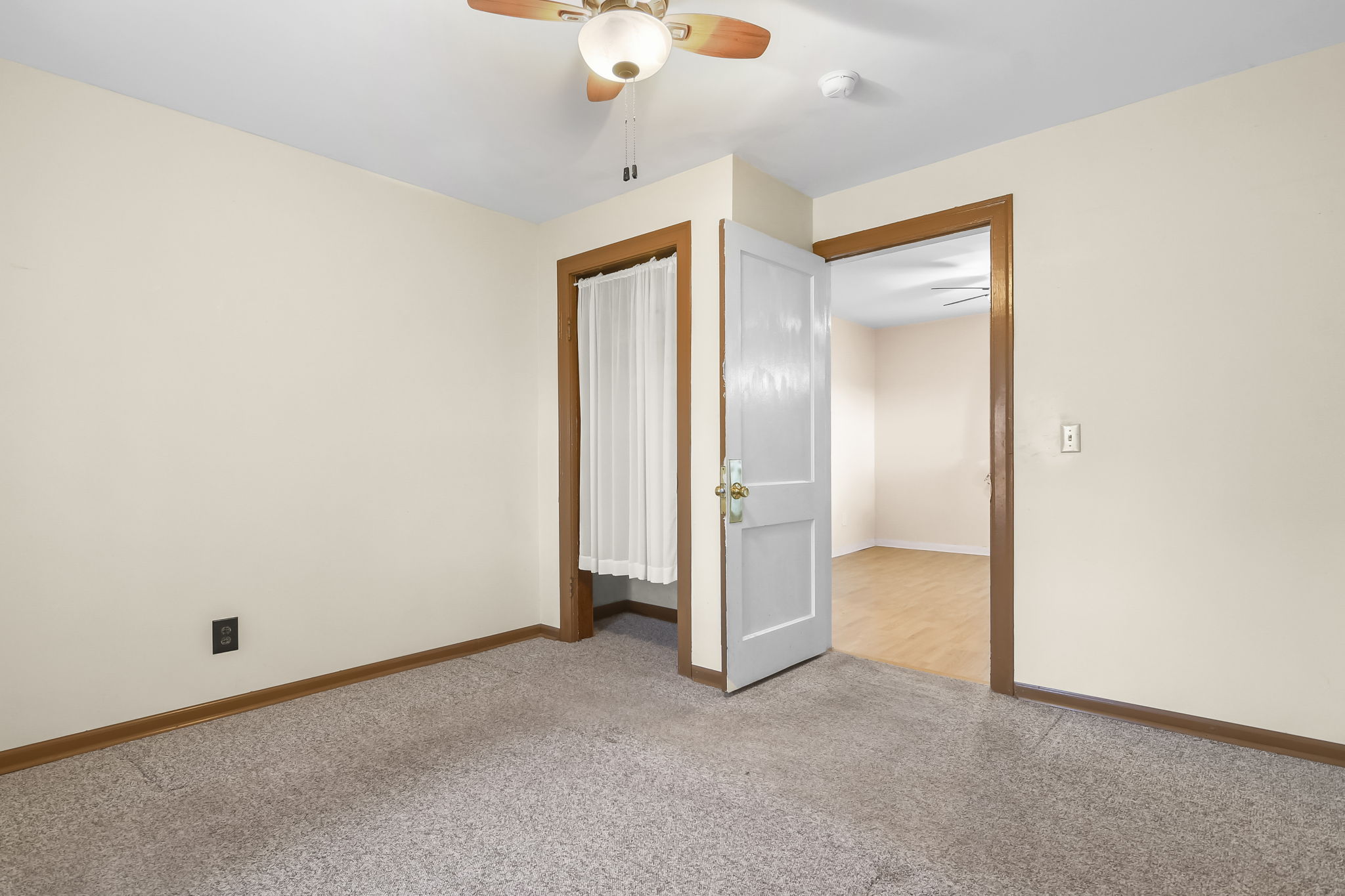 2188 Winch Ln, Springfield, IL 62707 Design Eyes Photography