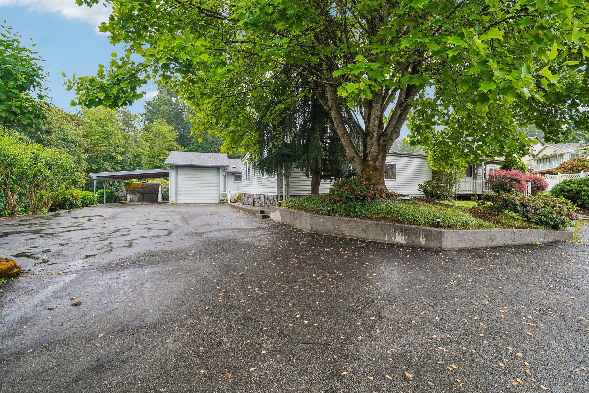 105th Ave E-S1006-001.jpg