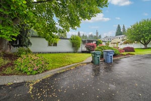 105th Ave E-S1006-002.jpg